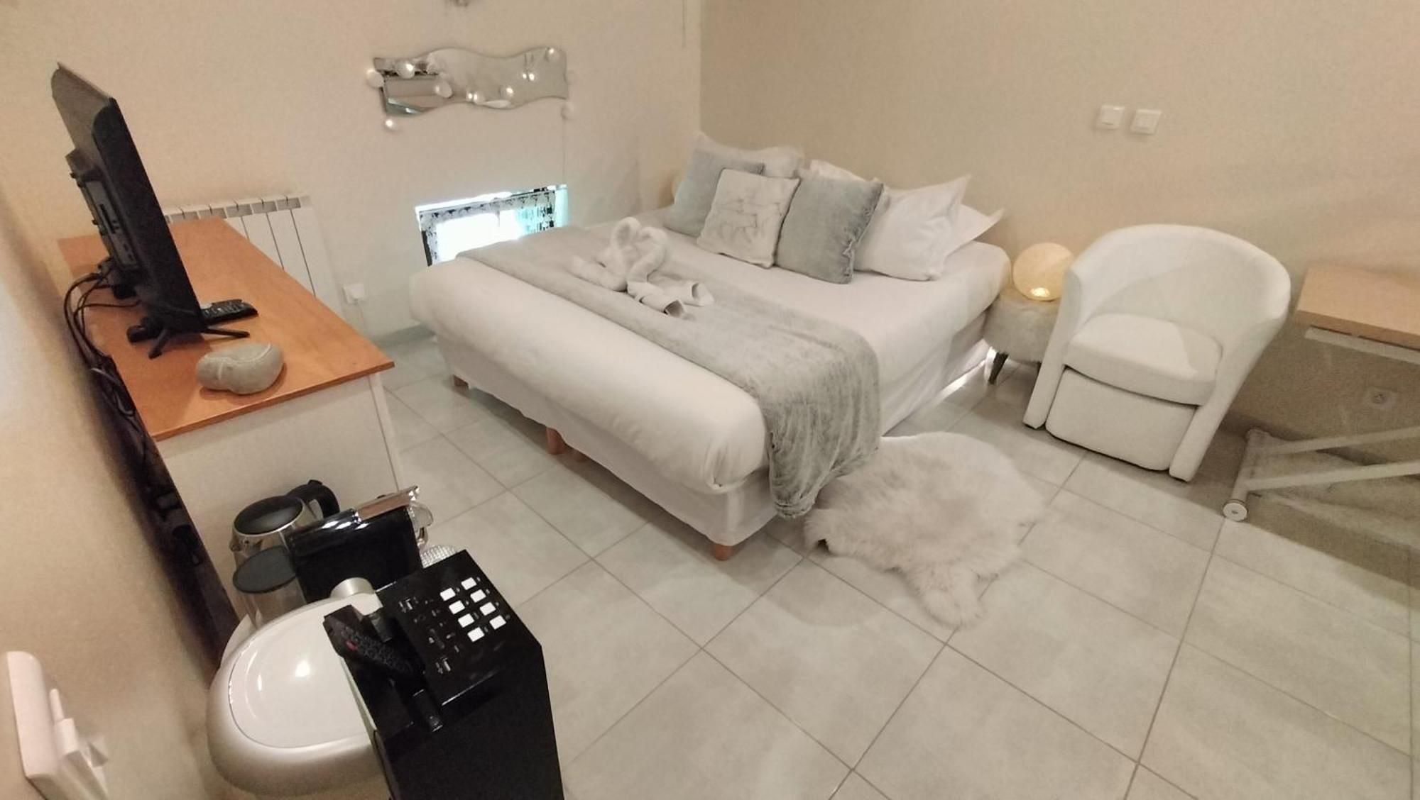 Bed and Breakfast Au Sommet Des Narcisses Albiez-Montrond Exterior foto
