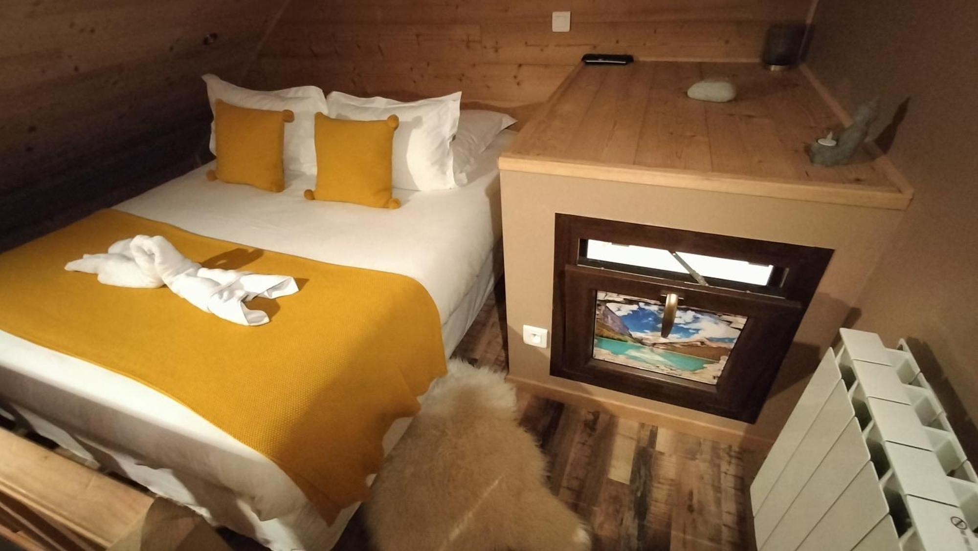 Bed and Breakfast Au Sommet Des Narcisses Albiez-Montrond Exterior foto